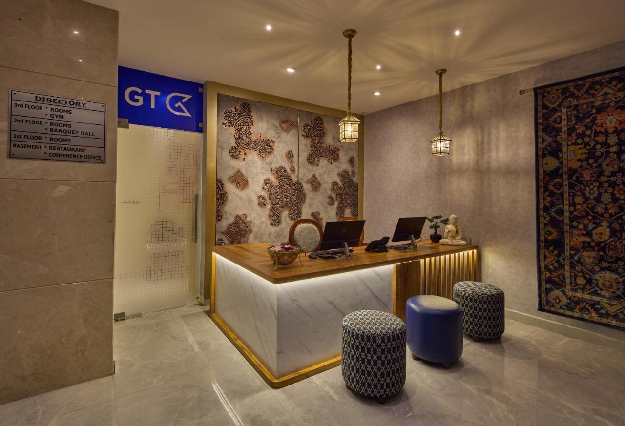Golden Tulip Tirupati Hotell Exteriör bild